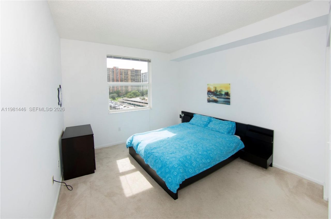 17150 N Bay Rd , Unit 2608, Sunny Isles Beach, FL 33160 Photo