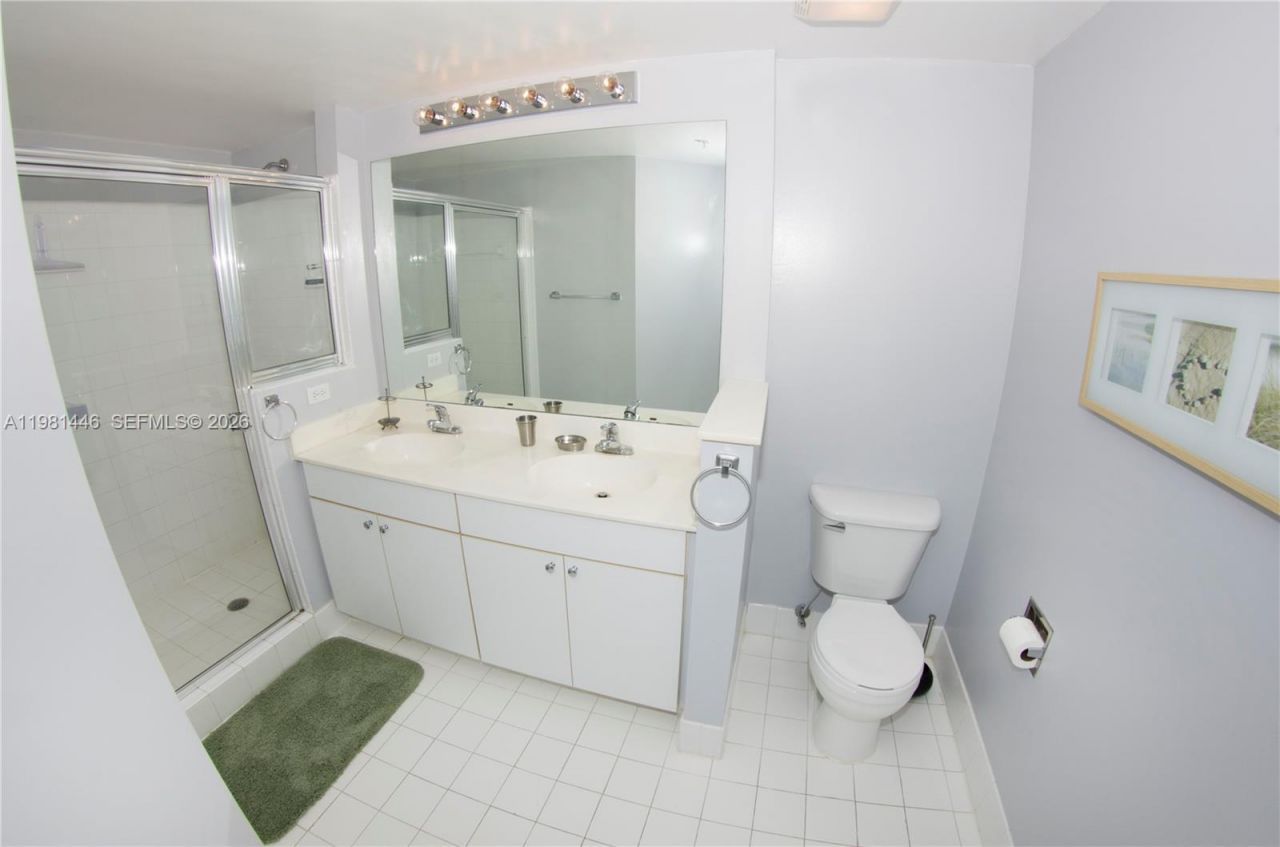 17150 N Bay Rd , Unit 2608, Sunny Isles Beach, FL 33160 Photo