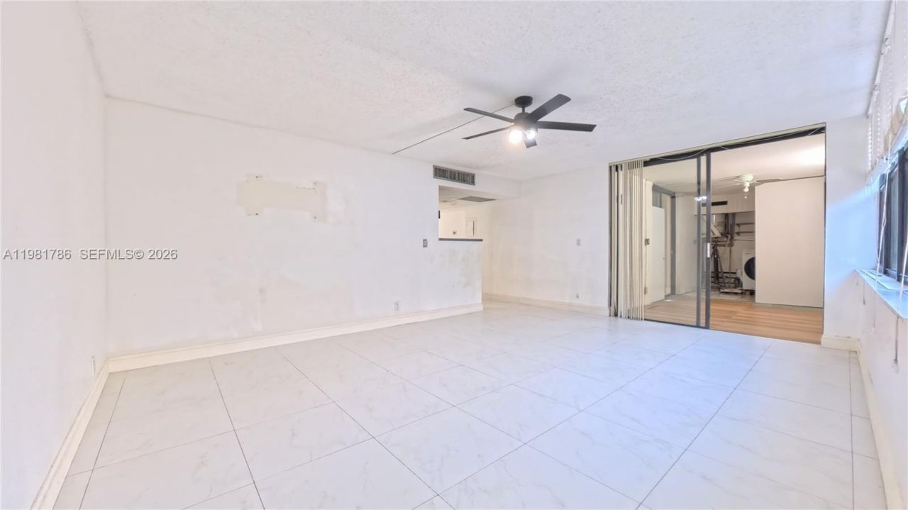 20300 W Country Club Dr , Unit PH18-3, Aventura, FL 33180 Photo
