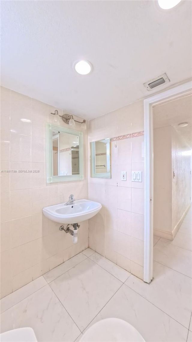 20300 W Country Club Dr , Unit PH18-3, Aventura, FL 33180 Photo