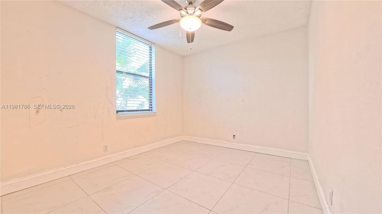 20300 W Country Club Dr , Unit PH18-3, Aventura, FL 33180 Photo