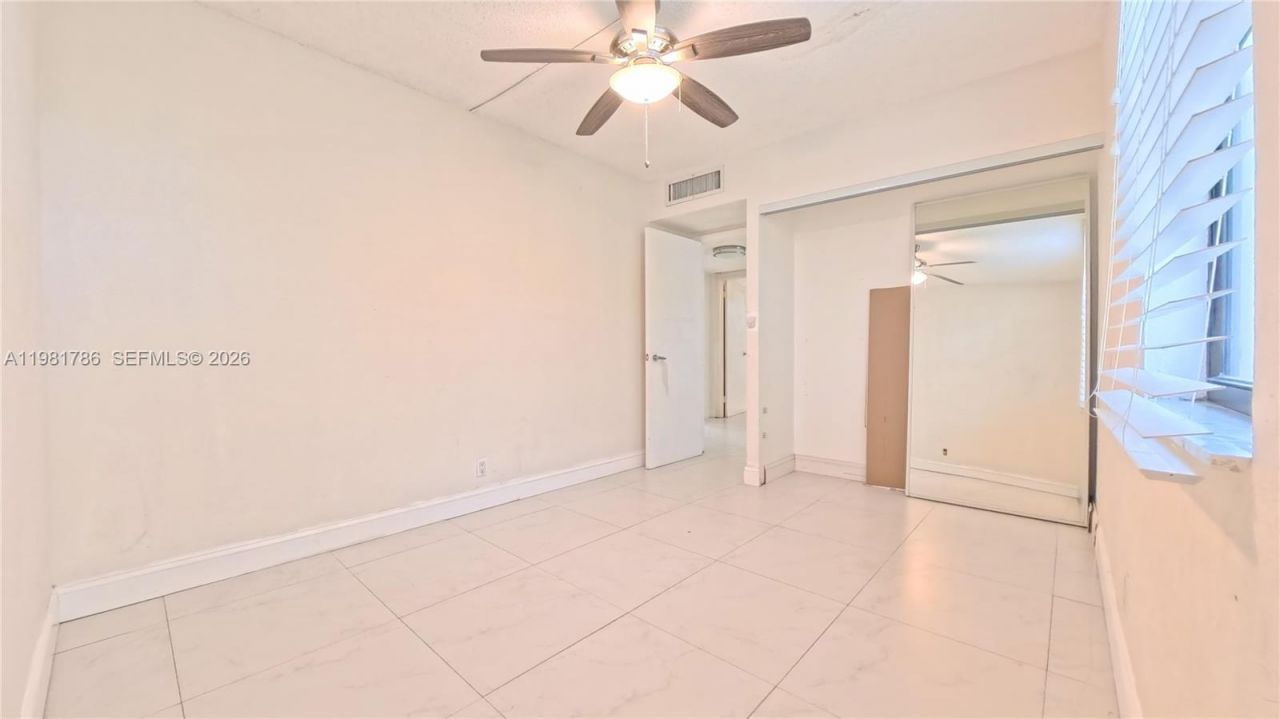 20300 W Country Club Dr , Unit PH18-3, Aventura, FL 33180 Photo