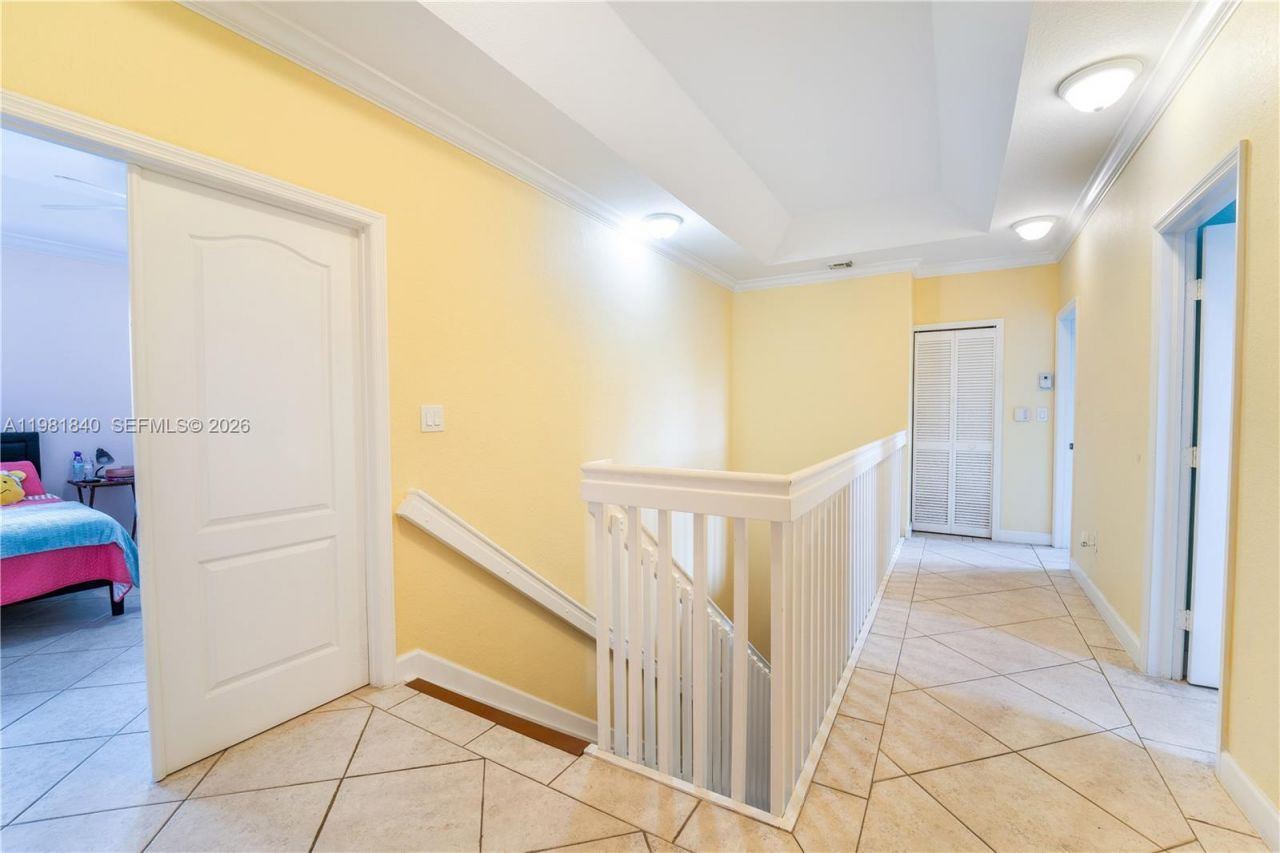 200 SW 87th Path, Miami, FL 33174 Photo