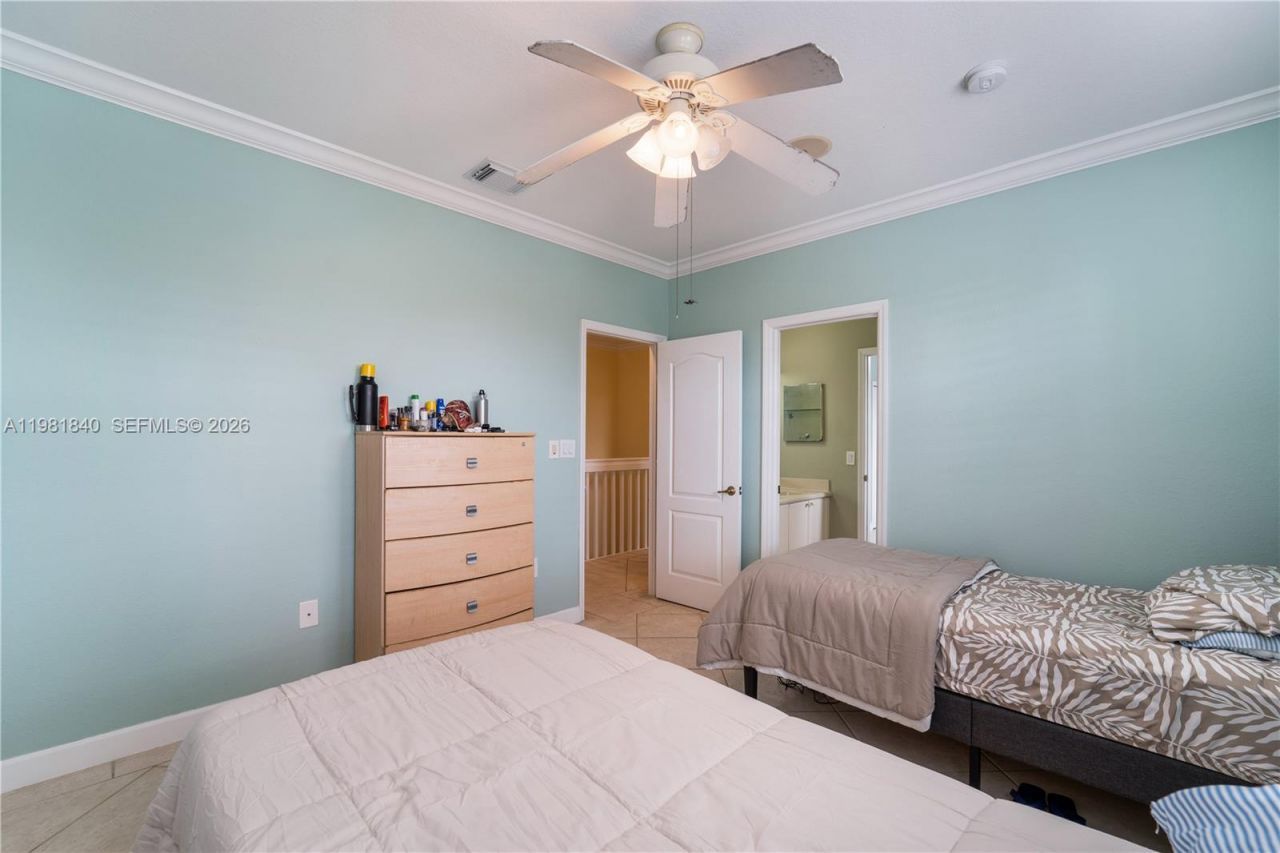 200 SW 87th Path, Miami, FL 33174 Photo