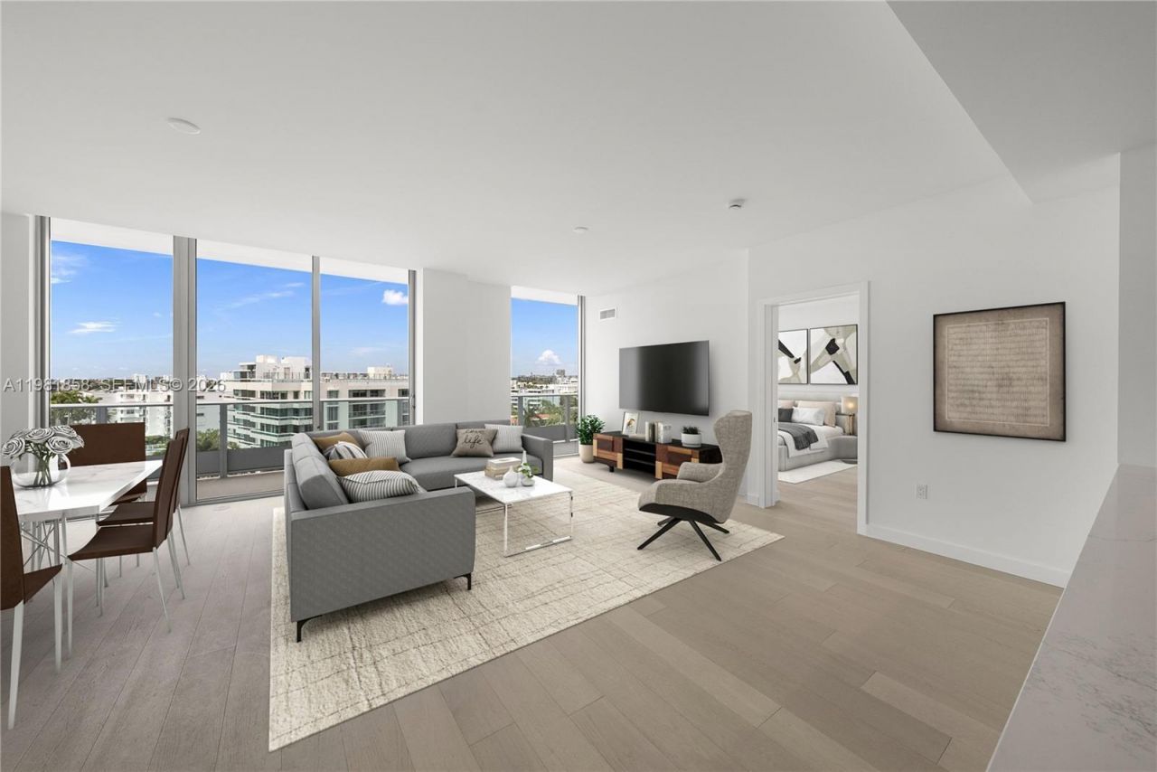 9221 E Bay Harbor Drive, Unit 810, Bay Harbor Islands, FL 33154 Photo