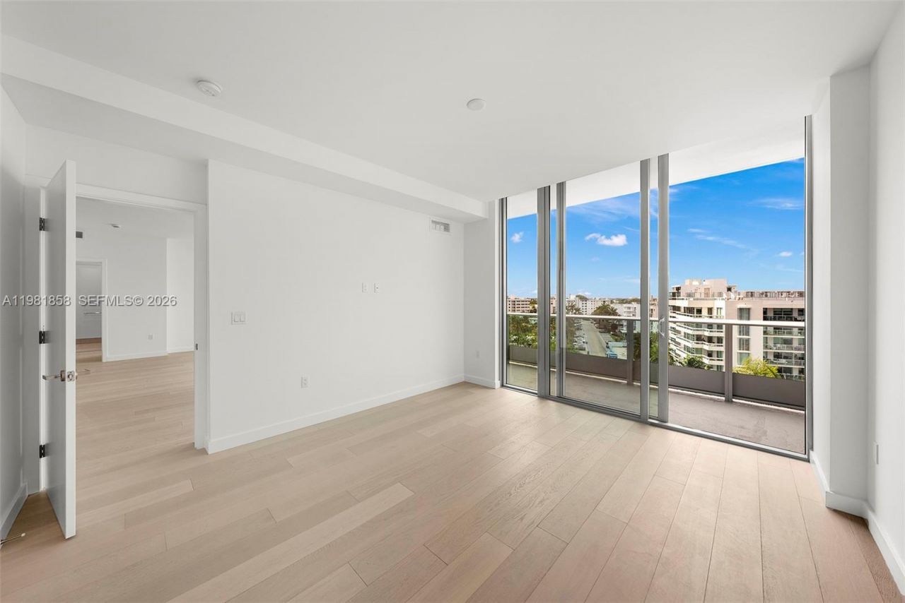 9221 E Bay Harbor Drive, Unit 810, Bay Harbor Islands, FL 33154 Photo