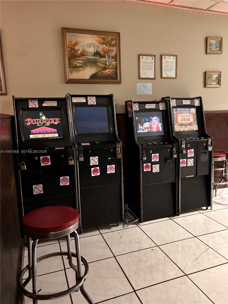 4201 W 16th Ave , Hialeah, FL 33012 Photo