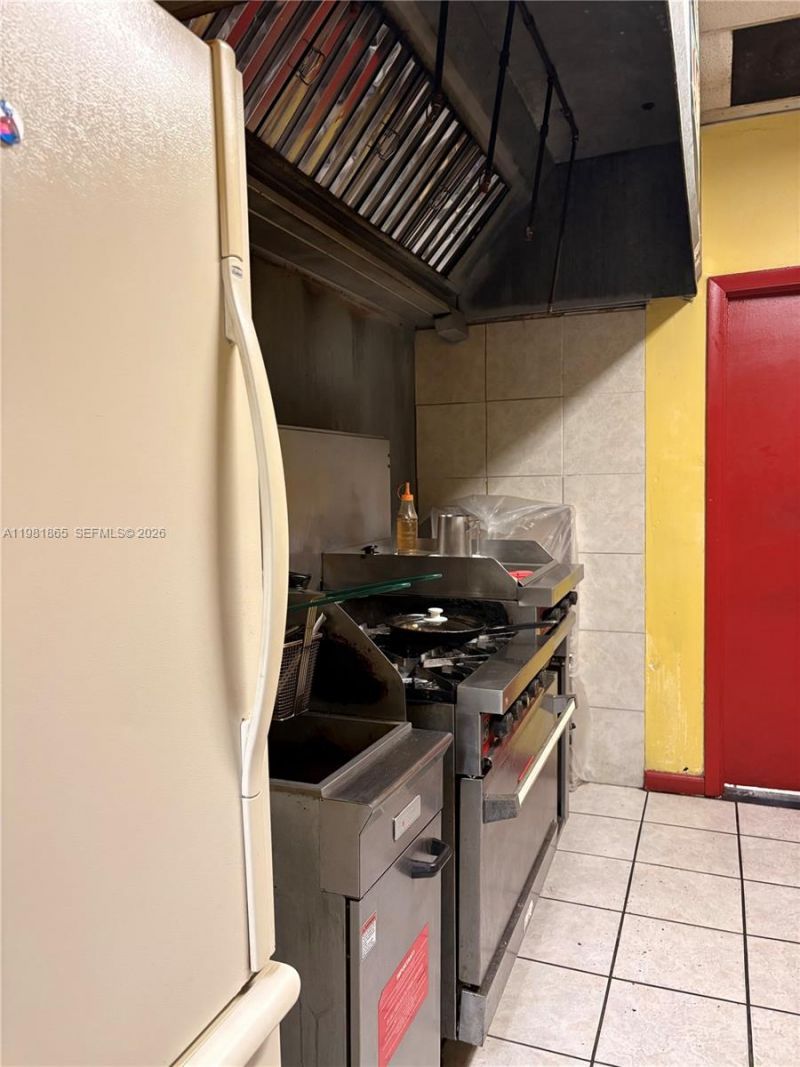 4201 W 16th Ave , Hialeah, FL 33012 Photo