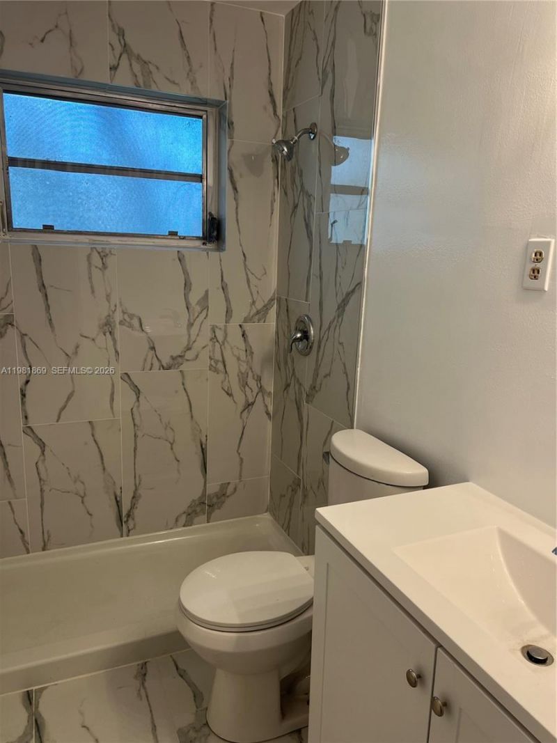 2421 SW 6th St , Fort Lauderdale, FL 33312 Photo