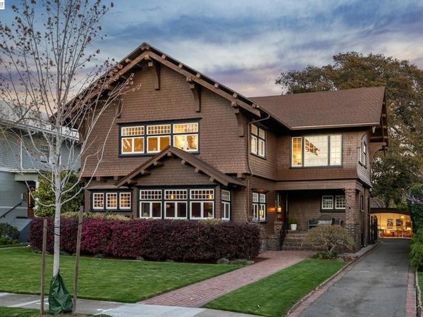 1122 BAY STREET, Alameda, CA 94501