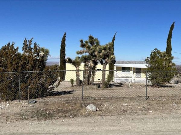 1582 Locust Road, Pinon Hills, CA 92372