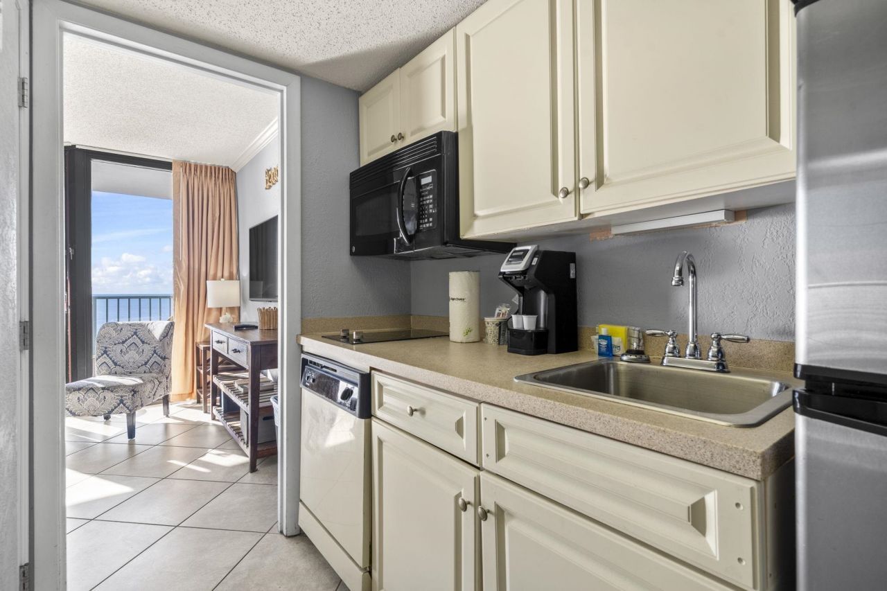 201 74th Ave. N Photo 11