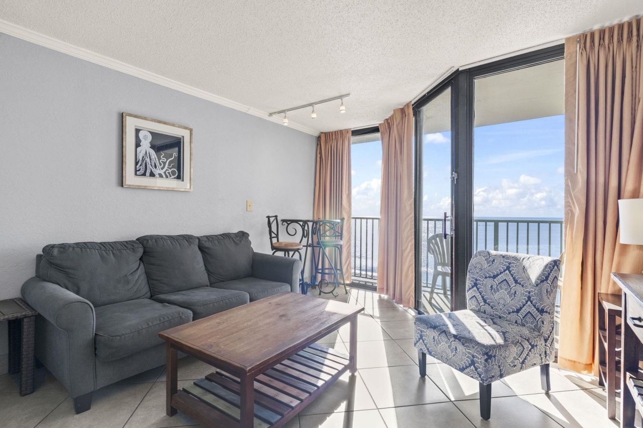 201 74th Ave. N Photo 13