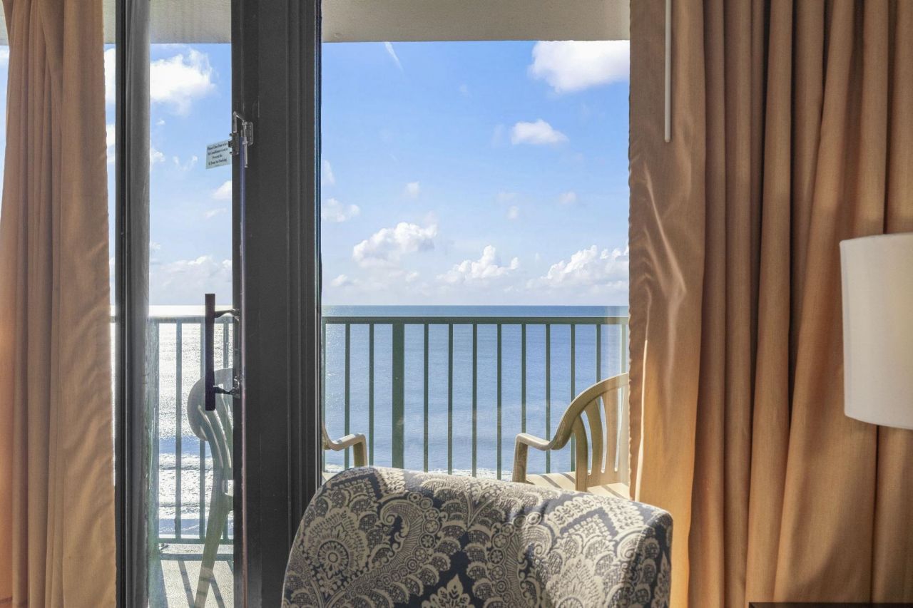 201 74th Ave. N Photo 14