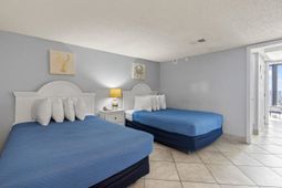 201 74th Ave. N photo 4