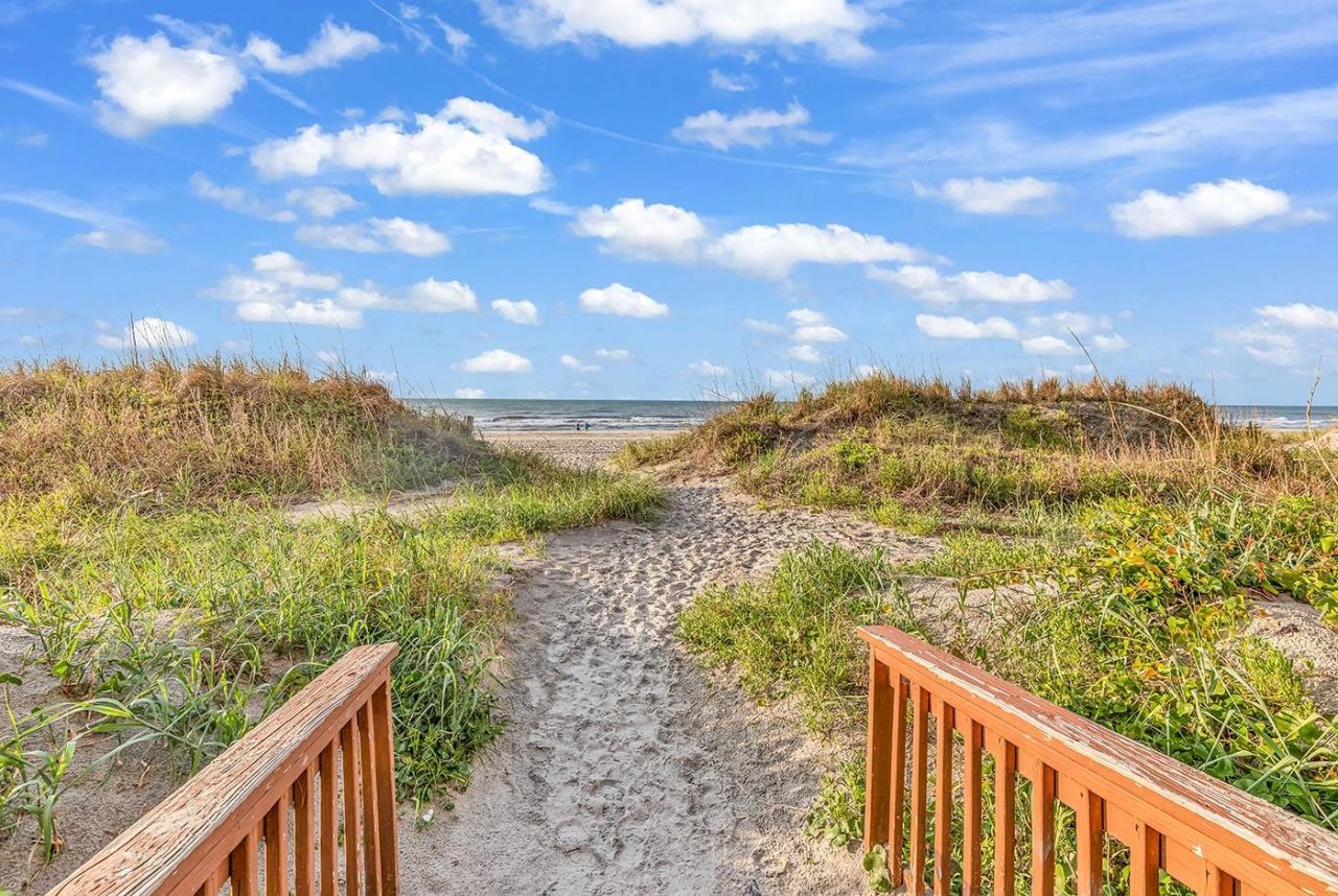 4800 S Ocean Blvd. Photo 41