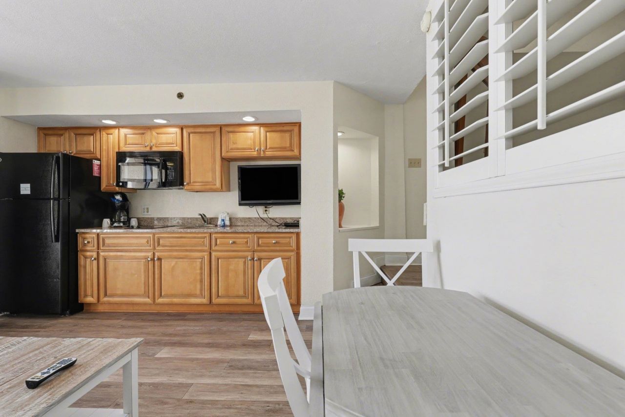 4800 S Ocean Blvd. Photo 9