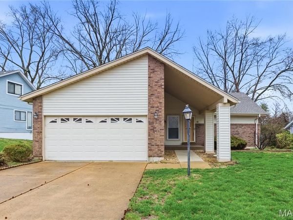 5325 Springtrail Drive, Black Jack, MO 63033
