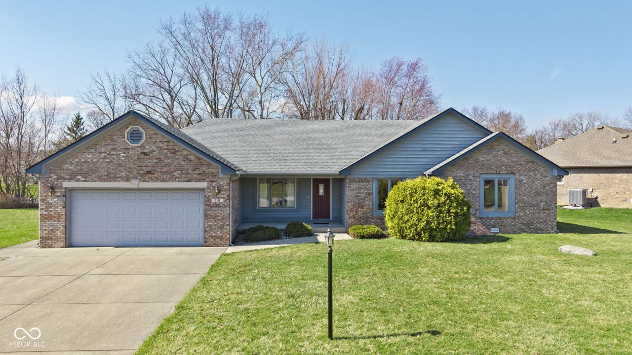 716 Bakeway Circle, Indianapolis, IN 46231 Main Photo