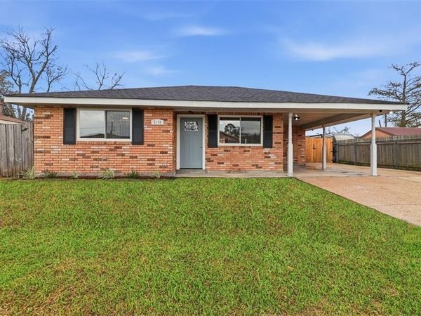 5109 MOUNT RUSHMORE Drive , Marrero, LA 70072