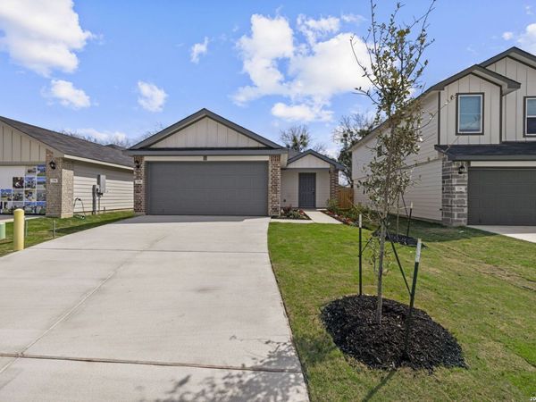 730 Jennifer Way, New Braunfels, TX 78130