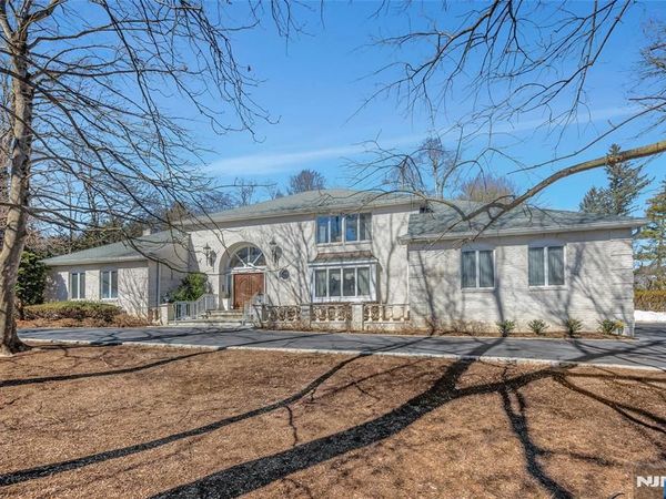510 Hampton Hill Road, FRANKLIN LAKES, NJ 07417