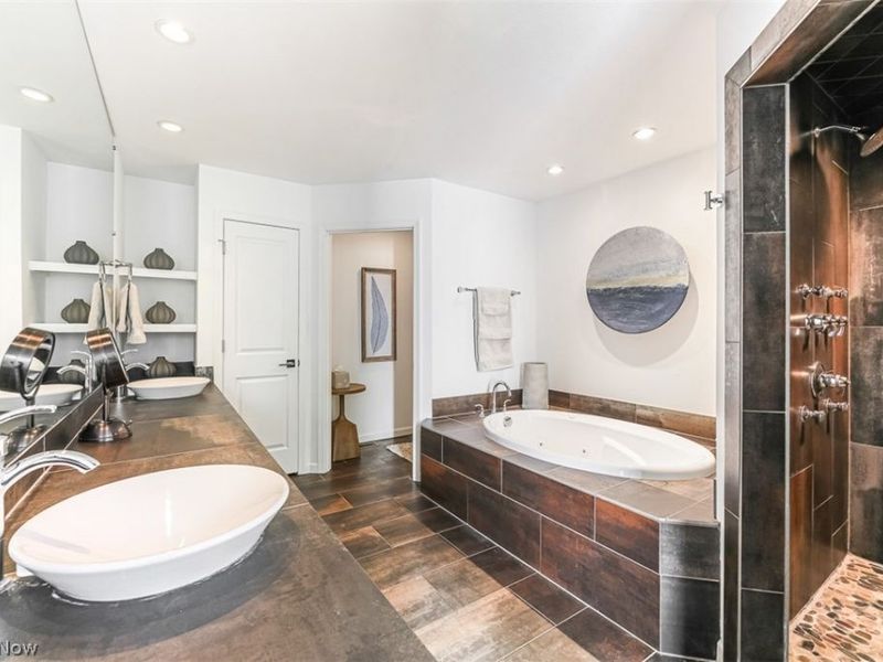 279 Tinkers Trail , Aurora, OH 44202 Photo 17