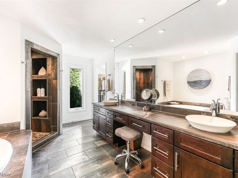 279 Tinkers Trail , Aurora, OH 44202 Photo 18