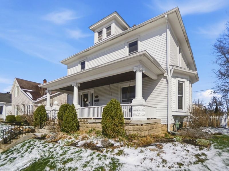 602 W Benton Street, Wapakoneta, OH 45895 Photo 2