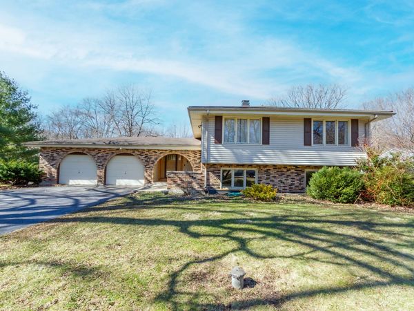 3N046 Lakeview Court, West Chicago, IL 60185