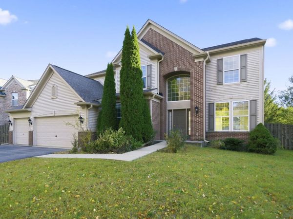 402 Marshall Ash Street, Bolingbrook, IL 60490