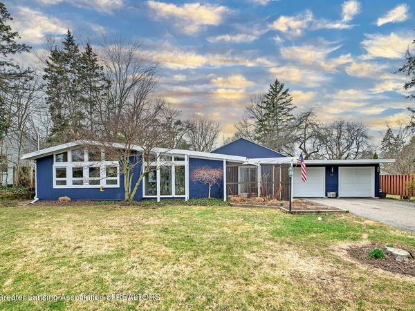 815 Knoll Road, East Lansing, MI 48823