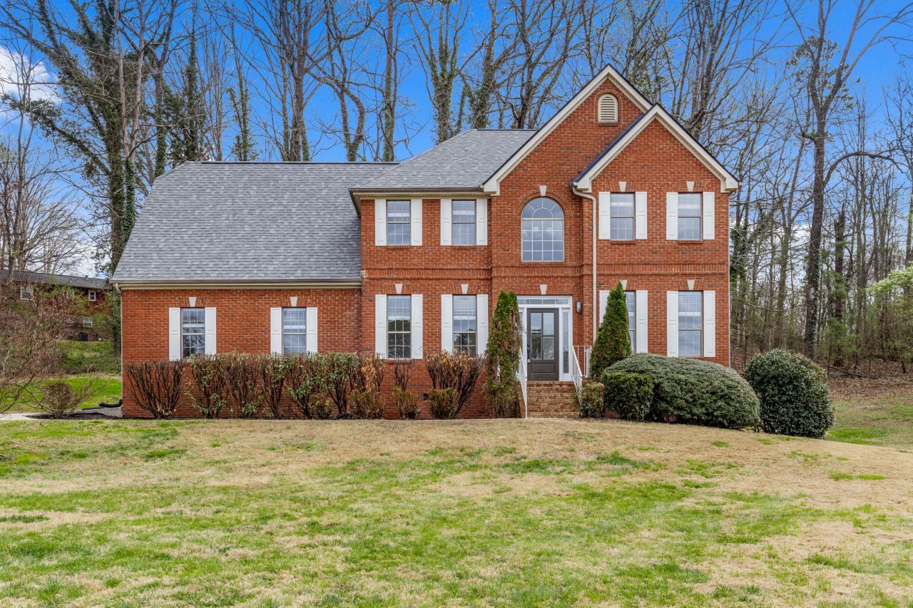 1436 Cambridge Point Drive, Hixson, TN 37343 Main Photo