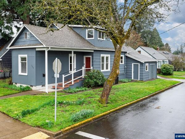 1139 NW Yamhill St, McMinnville, OR 97128