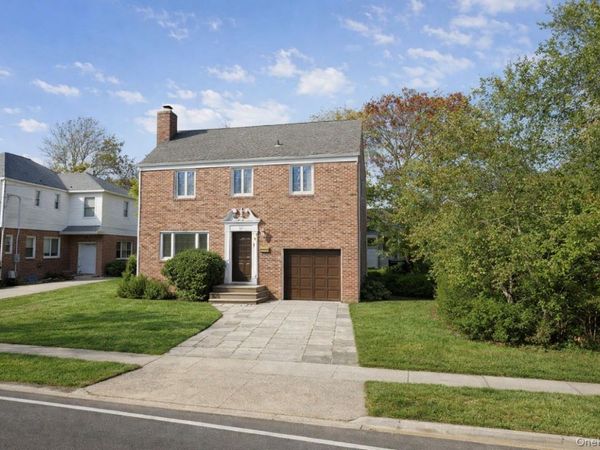 770 Broadway , Woodmere, NY 11598