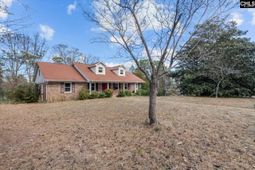 415 Bruce Drive photo 4