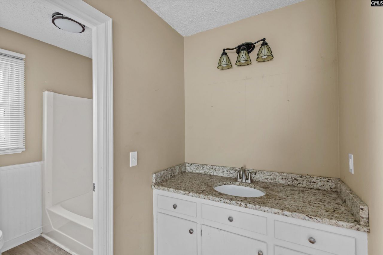 415 Bruce Drive Photo 22