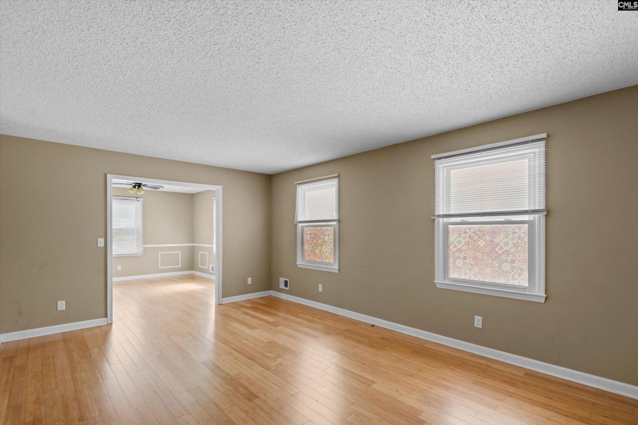 415 Bruce Drive Photo 5