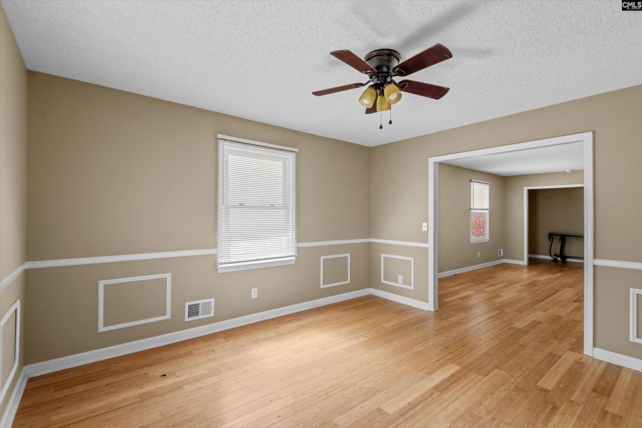 415 Bruce Drive Photo 9