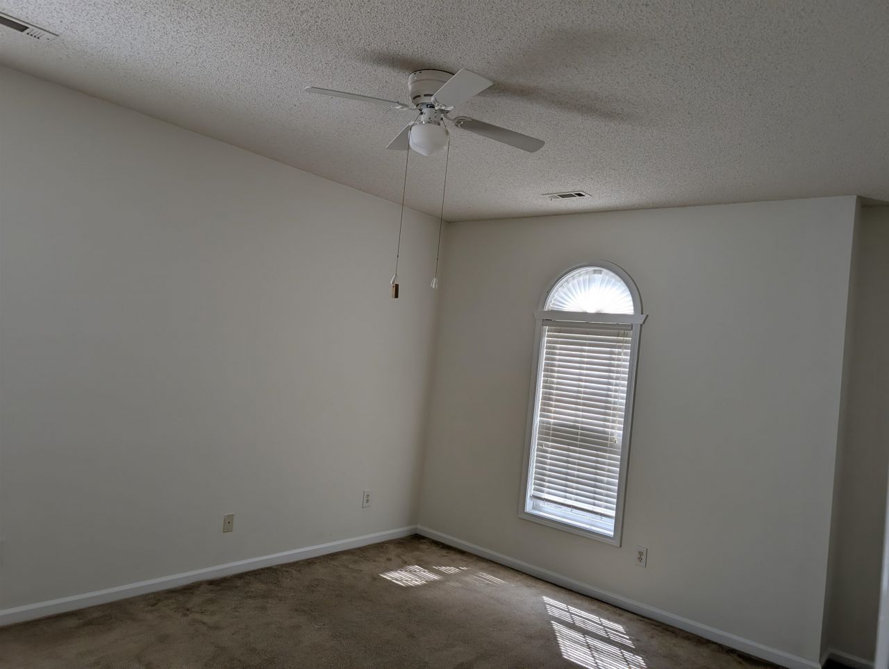 9734 Leyland Dr. Photo 16