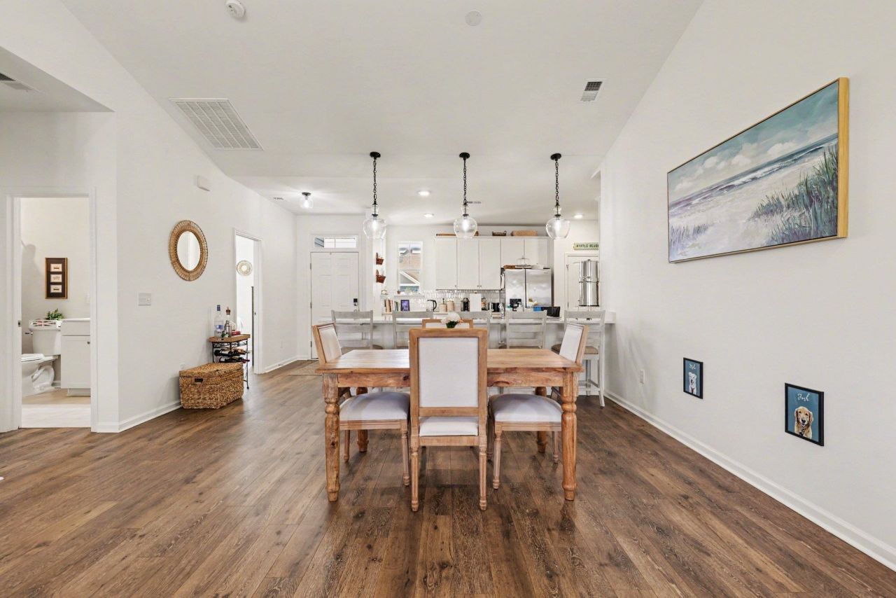 811 Spindel Dr.  Photo 7