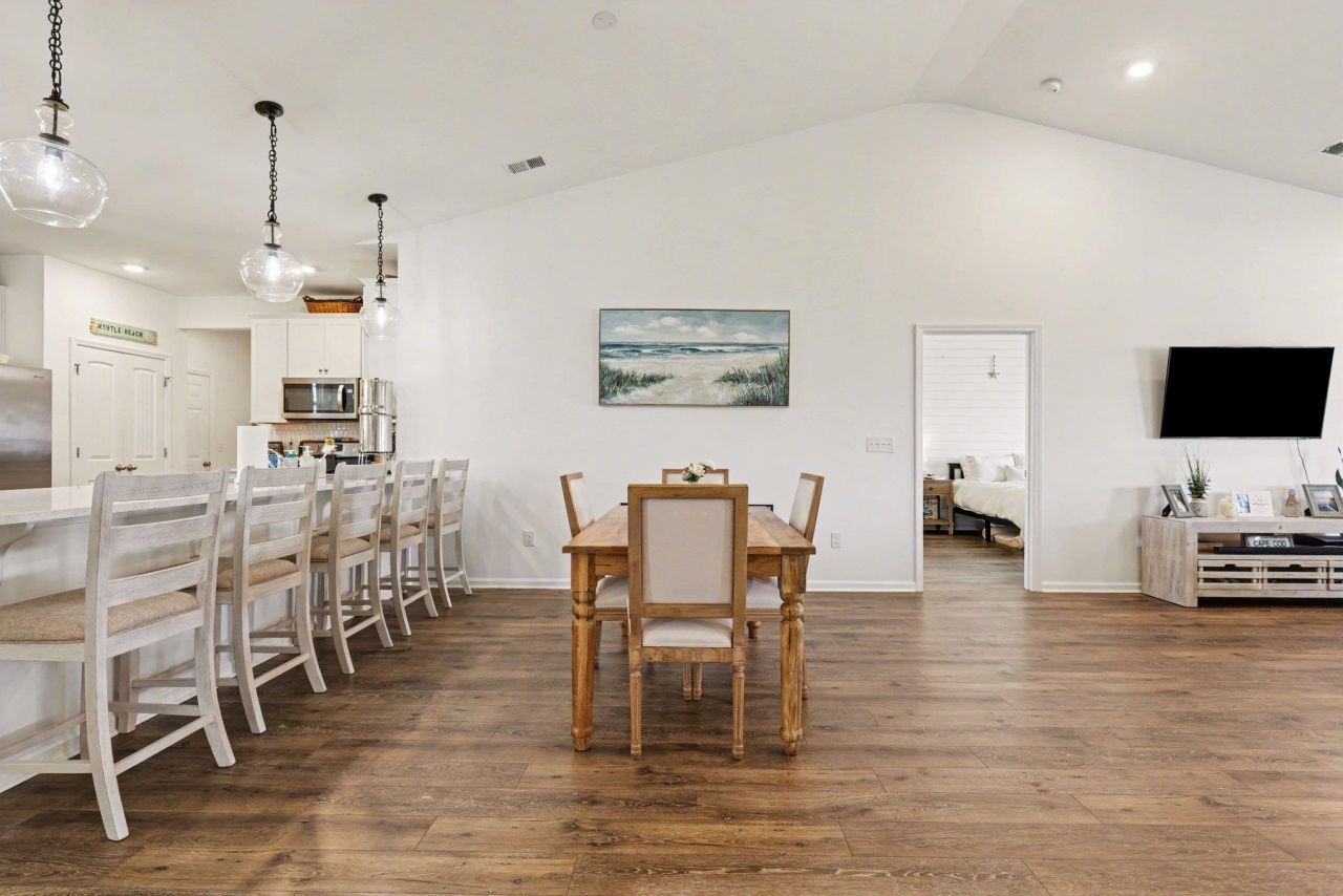 811 Spindel Dr.  Photo 8