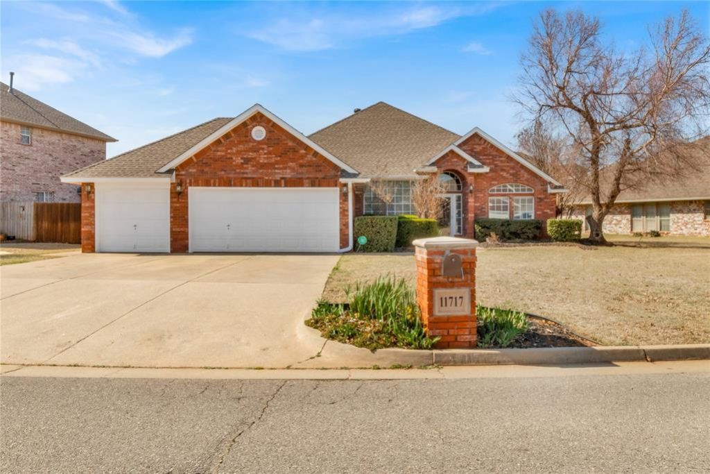 11717 Skyway Avenue, Oklahoma City, OK 73162 Main Photo