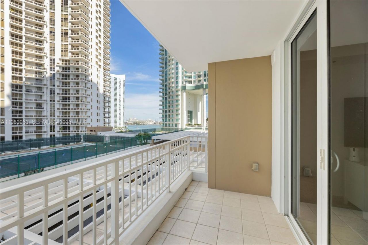801 Brickell Key Blvd , Unit 806, Miami, FL 33131 Photo