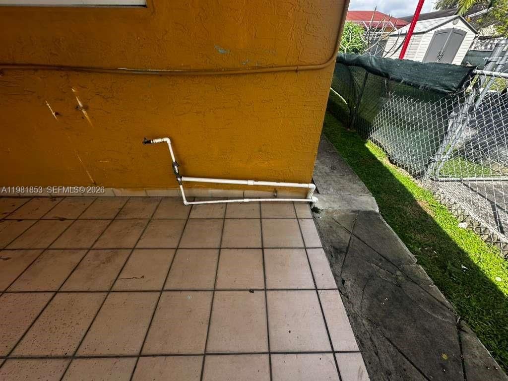 2337 NW 32nd St, Miami, FL 33142 Photo