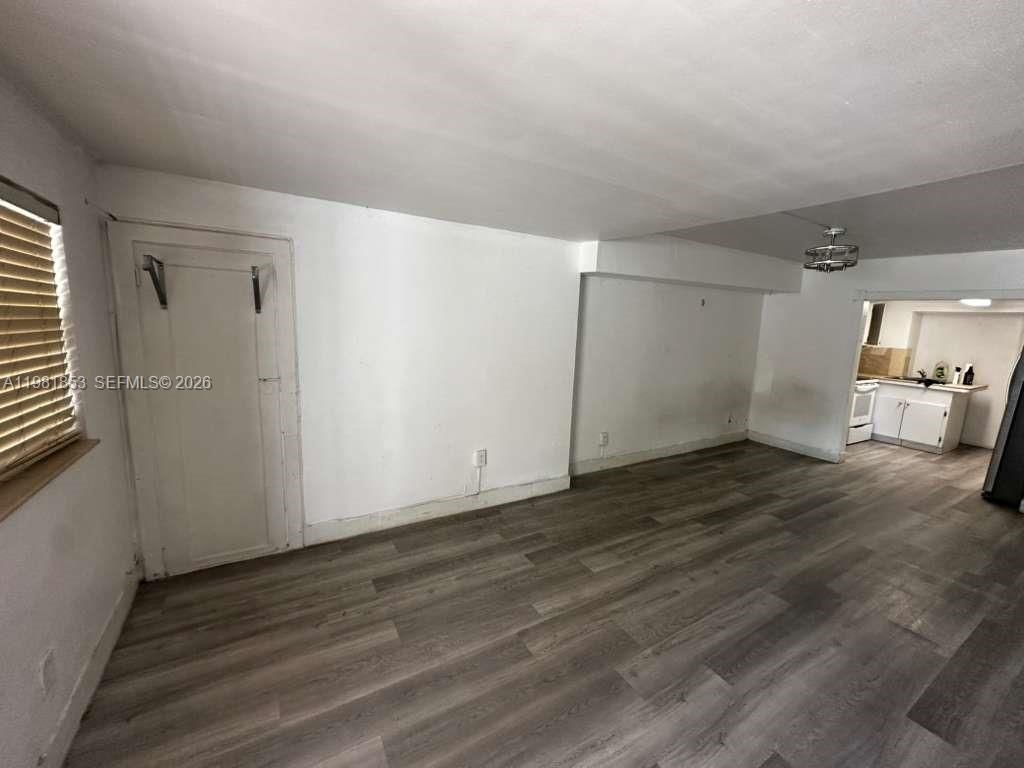 2337 NW 32nd St, Miami, FL 33142 Photo