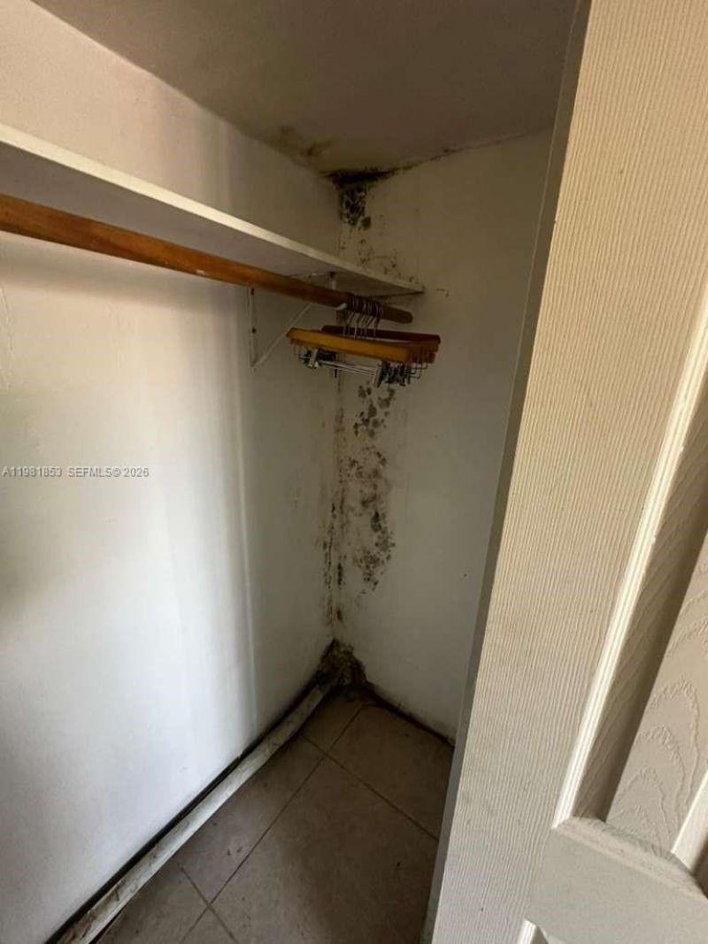 2337 NW 32nd St, Miami, FL 33142 Photo