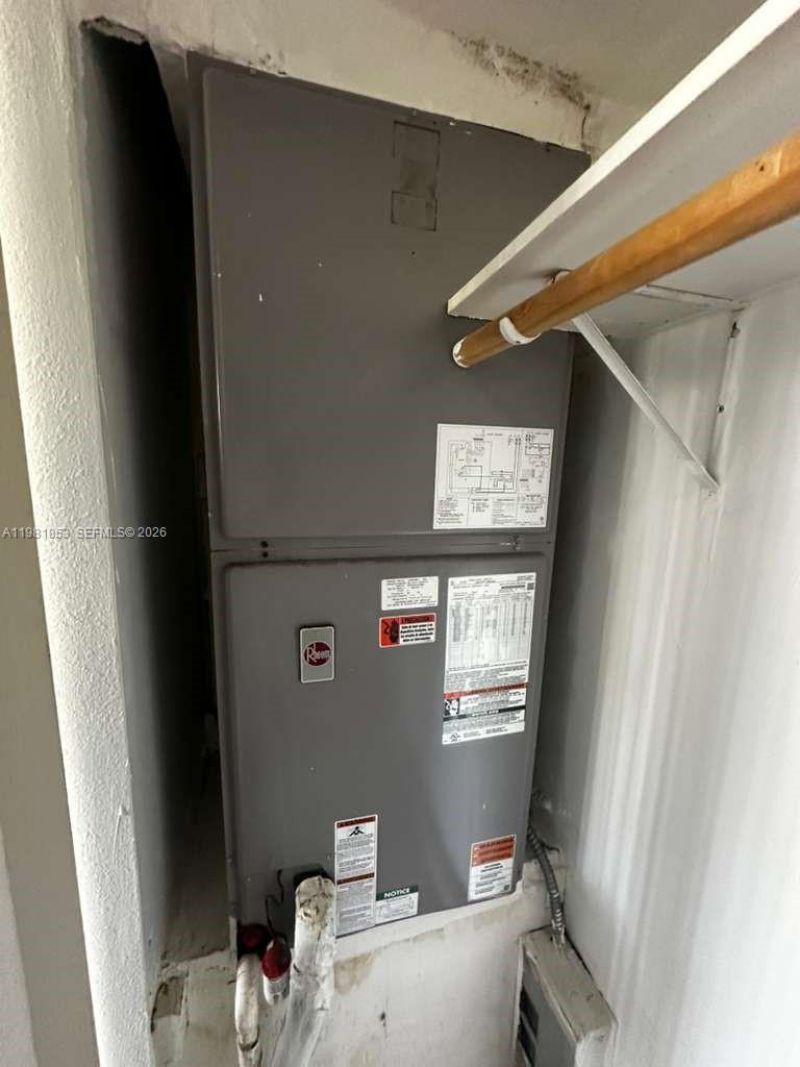 2337 NW 32nd St, Miami, FL 33142 Photo