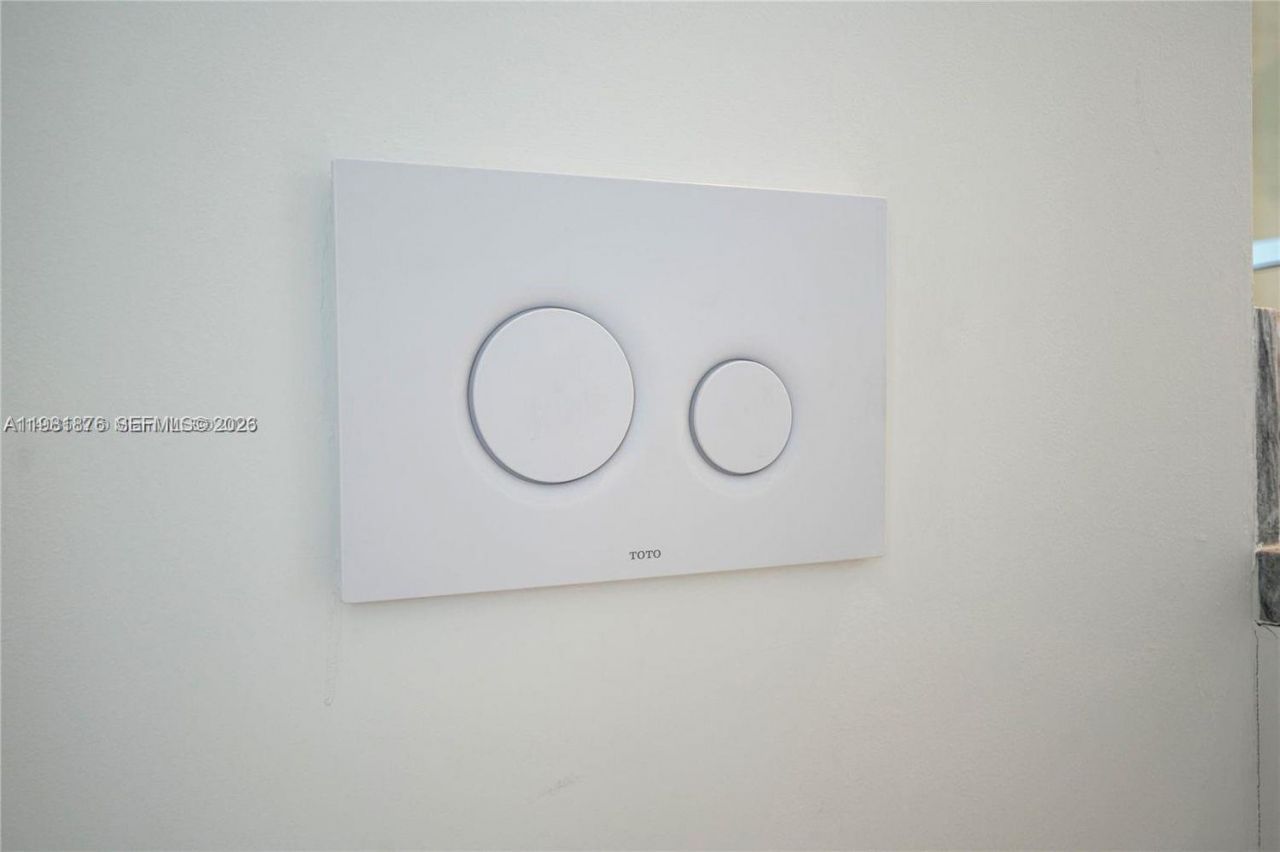 700 NE 26th Ter , Unit 904, Miami, FL 33137 Photo