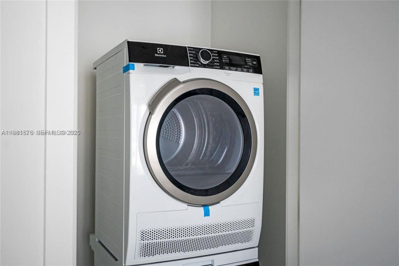 700 NE 26th Ter , Unit 904, Miami, FL 33137 Photo